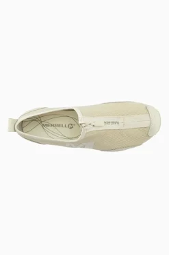 Merrell Barrado Hot