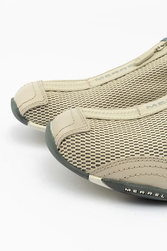 Merrell Barrado Hot
