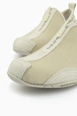 Merrell Barrado Hot